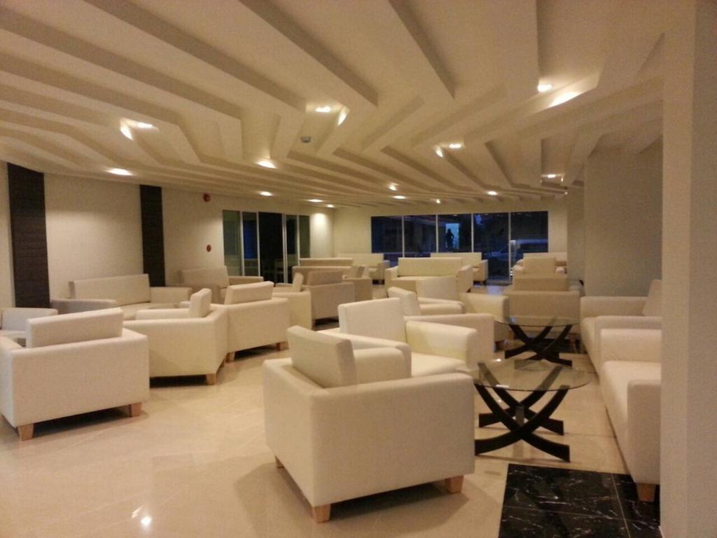 R-Con Rest Sea Hotel Pattaya Exterior photo