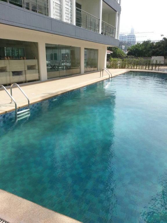 R-Con Rest Sea Hotel Pattaya Exterior photo