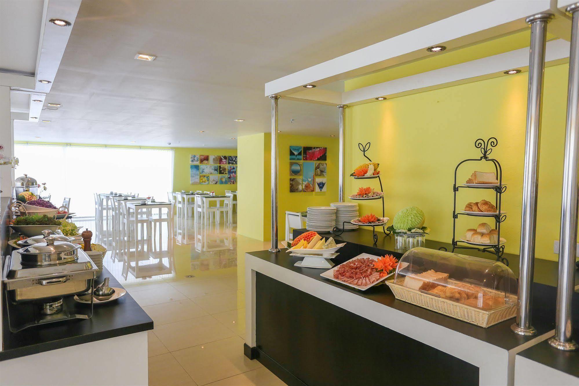 R-Con Rest Sea Hotel Pattaya Exterior photo