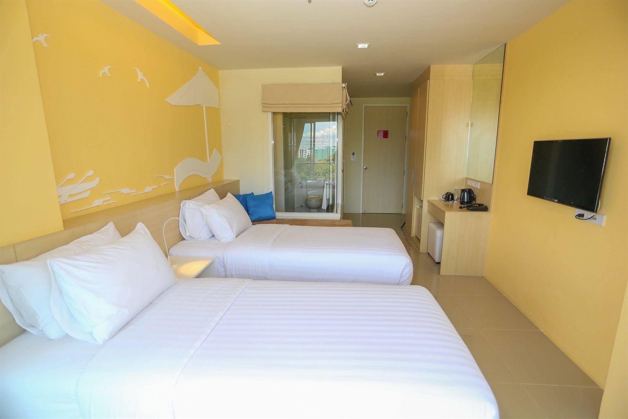 R-Con Rest Sea Hotel Pattaya Exterior photo